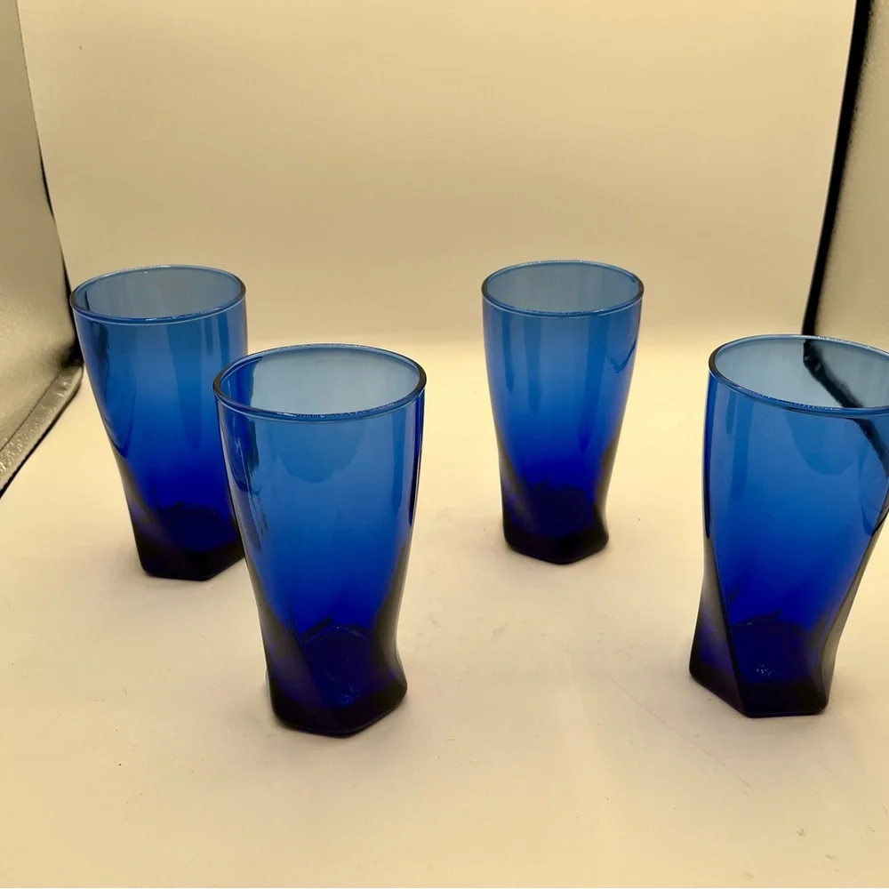 Blue Modern Tumbler Glasses - Set of 4
